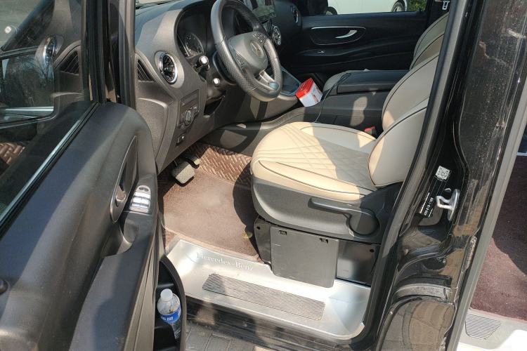 Used Mercedes-Benz Vito 2021 2.0T Business Version 7 Seats Driver Seat