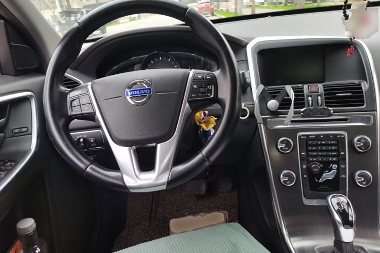 Used Volvo XC60 2014 T5 Zhiyi Edition
