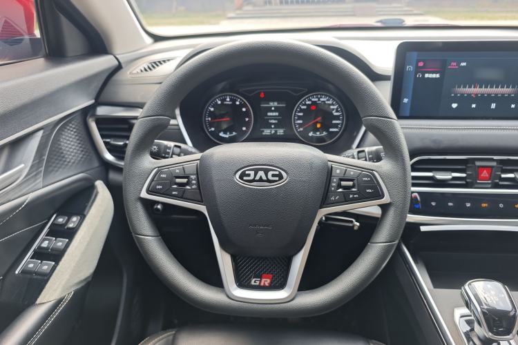 Used SOL X8 2021 300T DCT Panoramic Luxury Edition 6 Seats Steering Wheel