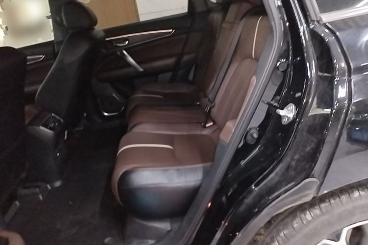 Used Honda UR-V 2023 370TURBO Two-Wheel-Drive Luxury Edition
