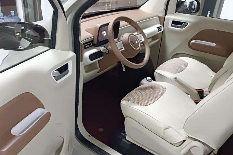 Used Wuling Hongguang MINIEV 2024 3rd Generation 215km Youth Edition