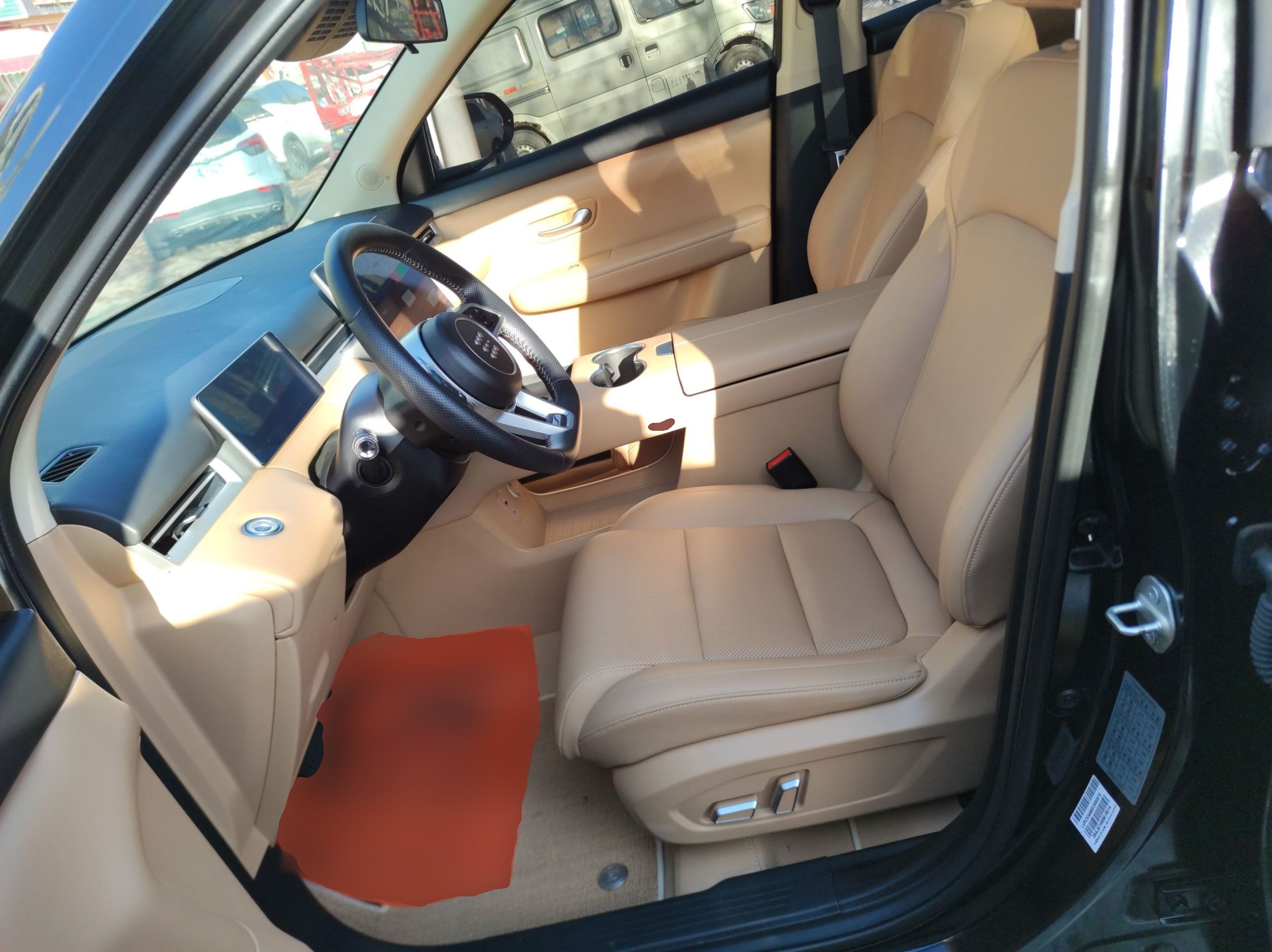 المقاعد الأمامية داخل السيارة