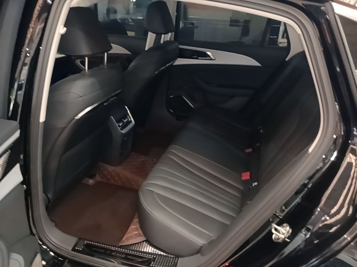 Hongqi H5 2025 1.5T DCT Qiyun 500 000th Unit Commemorative Edition — снимка 20