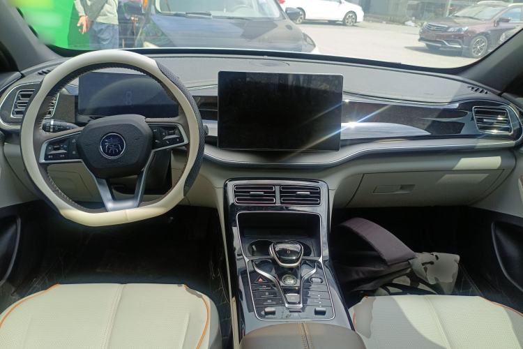 Used BYD Qin PLUS 2023 Champion Edition DM-i 120KM Beyond Model
