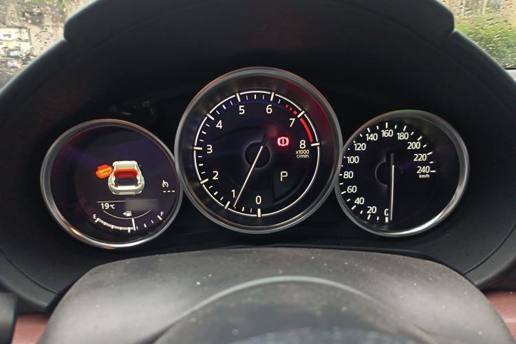 Used Mazda MX-5 2018 2.0L RF Platinum Steel Gray