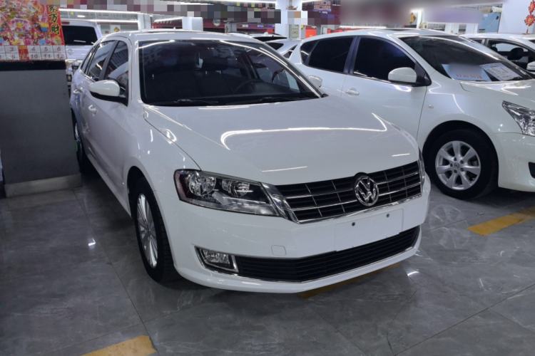 Used Volkswagen Gran Lavida 2013 1.6L Automatic Comfort Model
