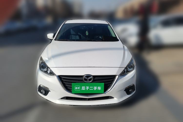 Used Mazda 3 Axela 2016 Sedan 1.5L Manual Comfort Model
