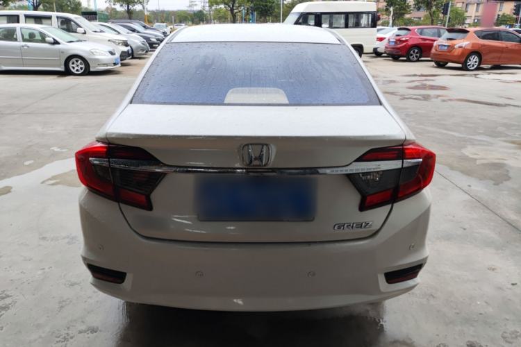 Used Honda Greiz 2016 1.5L CVT Classic Edition

