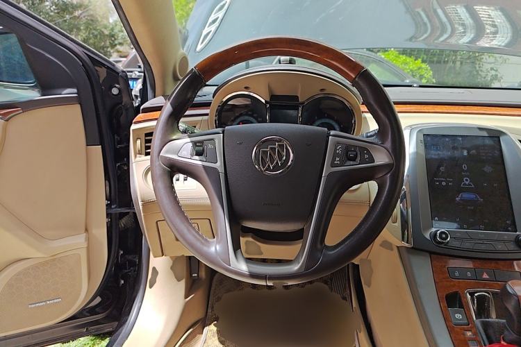 Used Buick LaCrosse 2012 2.4L SIDI Luxury Edition
