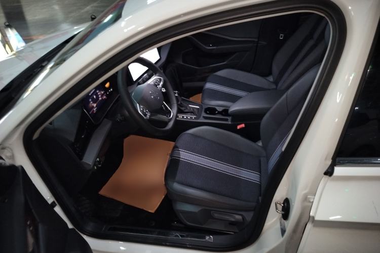 Used Volkswagen Sagitar 2024 200TSI DSG Flyover Edition Driver Seat