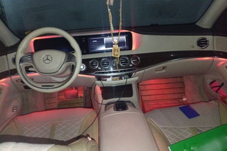 Used Mercedes-Benz S-Class 2014 S 320 L Business Model Center Console