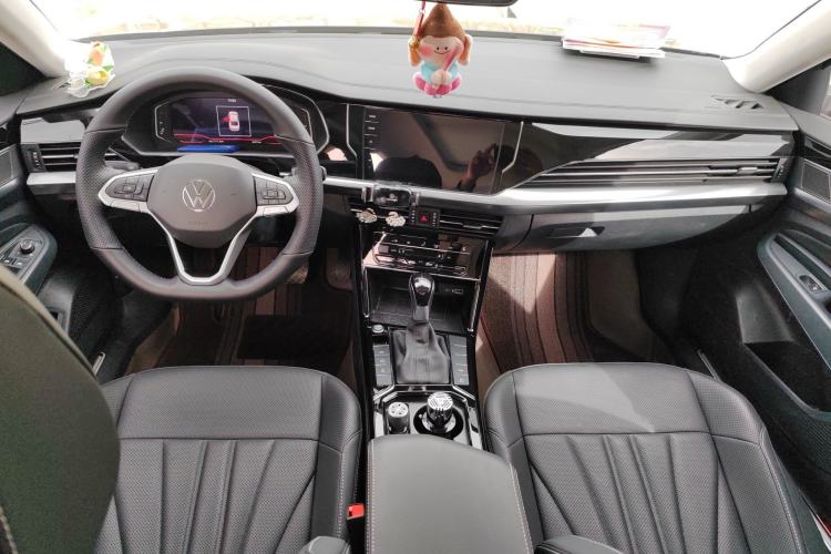 Used Volkswagen Passat 2025 Outstanding Model 380TSI Dragon Glory Edition