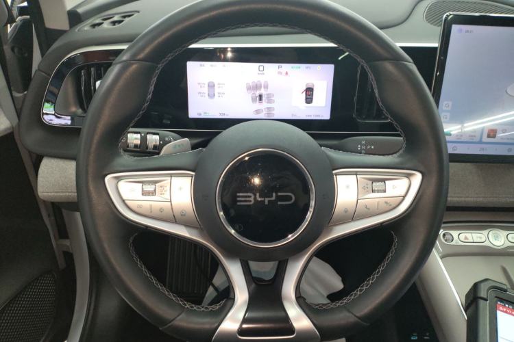 Used BYD Sealion 05 EV 2025 520 km Smart Cruise Version Steering Wheel