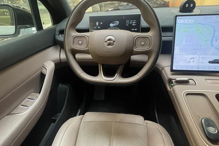 Used Nio EC6 2024 75 kWh Interior 12