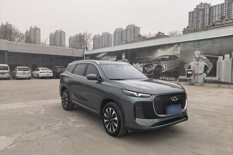 Used Chery Tiggo 8 PLUS 2025 290TGDI DCT Prestige 5-Seater
