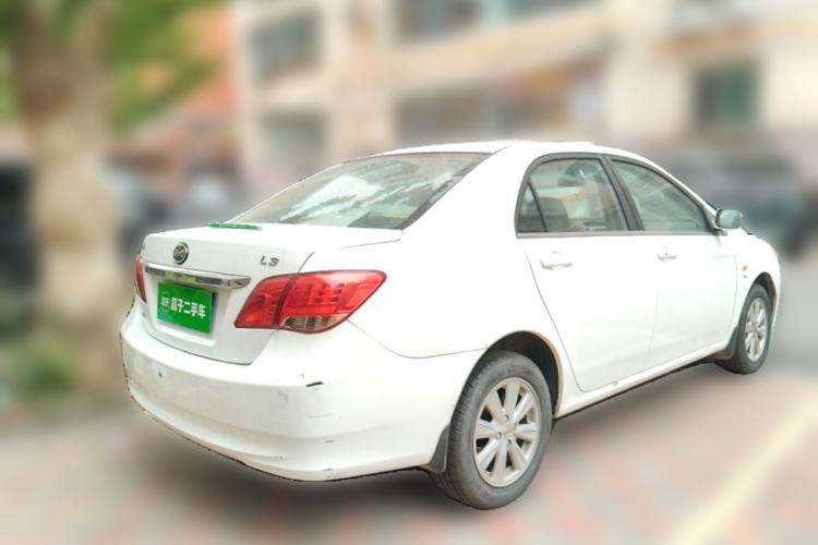 Used BYD L3 2015 Energy-Efficient Model 1.5L Manual Comfort Edition
