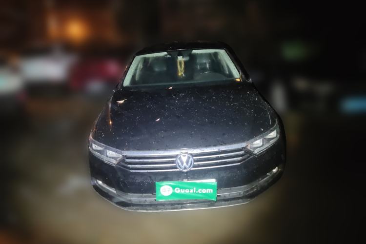 Used Volkswagen Magotan 2018 330TSI DSG Luxury Model Front