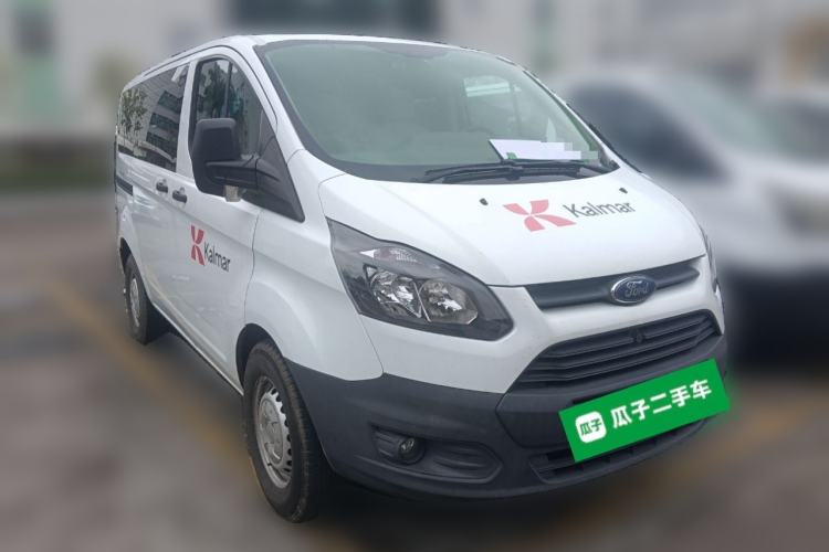 Used Ford Transit 2020 2.0T Diesel Multi-Function Commercial Vehicle Mid-Chassis Low-Roof Design with Dual Rear Doors Meeting China VI Emission Standards Front Right 45 Deg