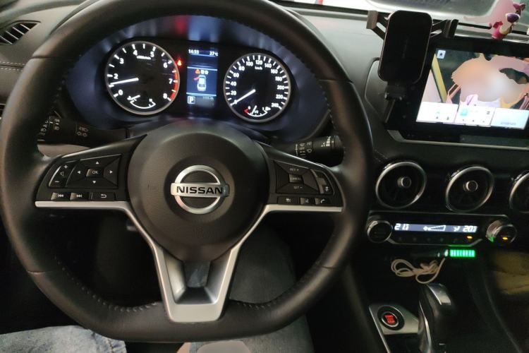 Used Nissan Sylphy 2022 1.6L XL CVT Smart Enjoyment Version Center Console