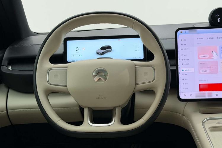 Used Nio ES6 2025 75 kWh Steering Wheel
