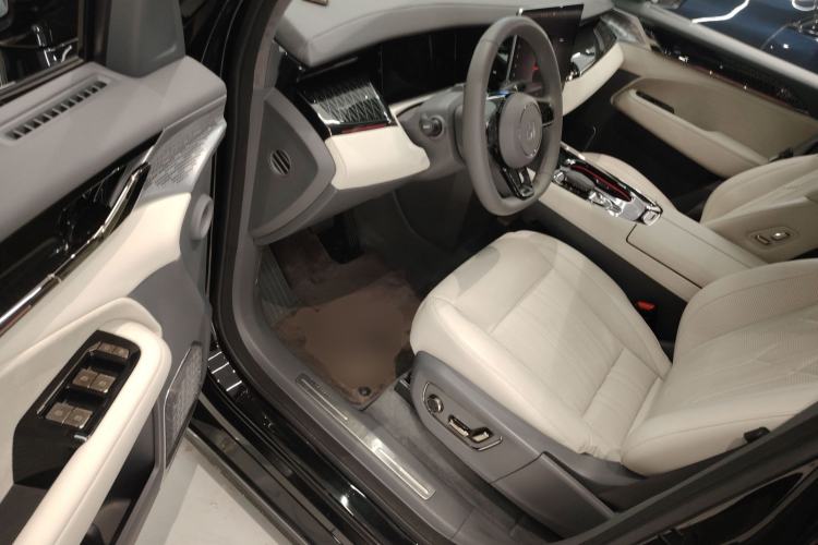 Used Zeekr 009 2022 WE Edition Driver Seat