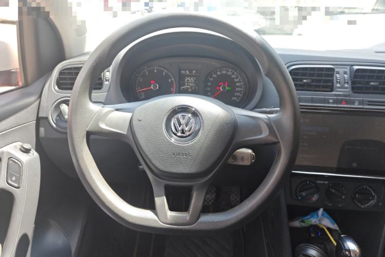 Used Volkswagen Polo 2018 1.5L Automatic Advanced Driving Model Steering Wheel