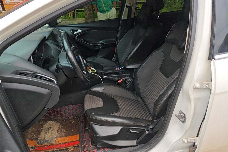 Used Ford Focus 2015 Sedan EcoBoost 180 Automatic Elite Model
