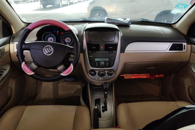 Used Buick Excelle 2013 1.5L Automatic Classic Model
