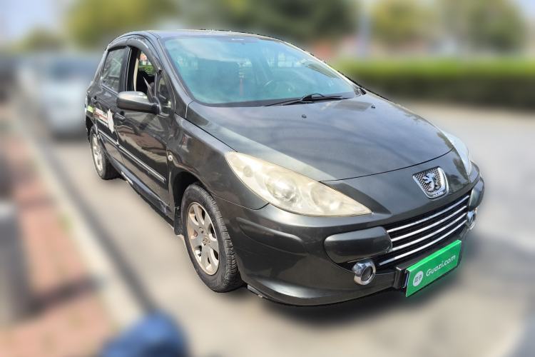 Used Peugeot 307 2010 Hatchback 1.6L Manual Comfort Edition Front Right 45 Deg