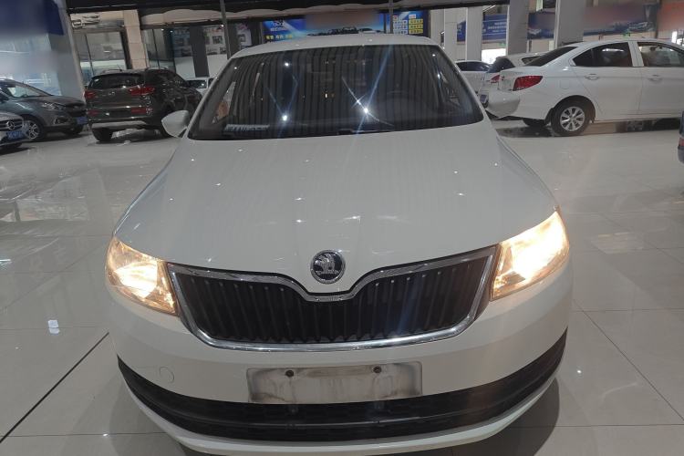 Used Skoda Rapid Spaceback 2016 Revised Version 1.6L Automatic Front-Drive Edition
