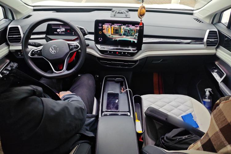 Used Volkswagen ID.6 CROZZ 2021 Long-Range PRO Edition
