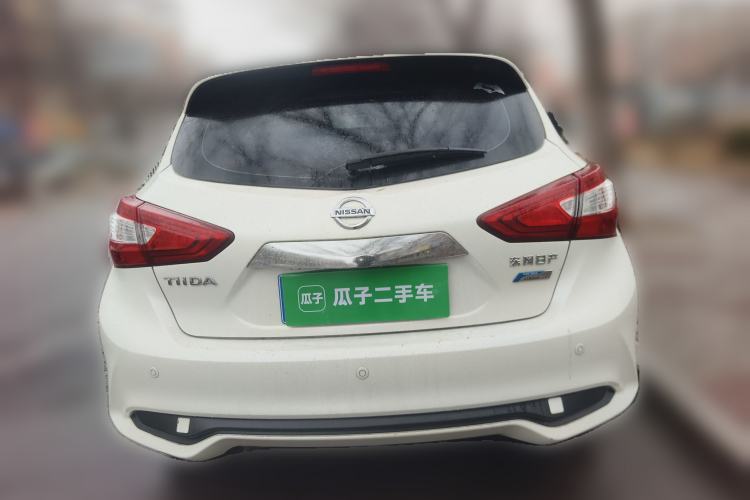 Used Nissan Tiida 2016 1.6L CVT Cool Dynamic Edition
