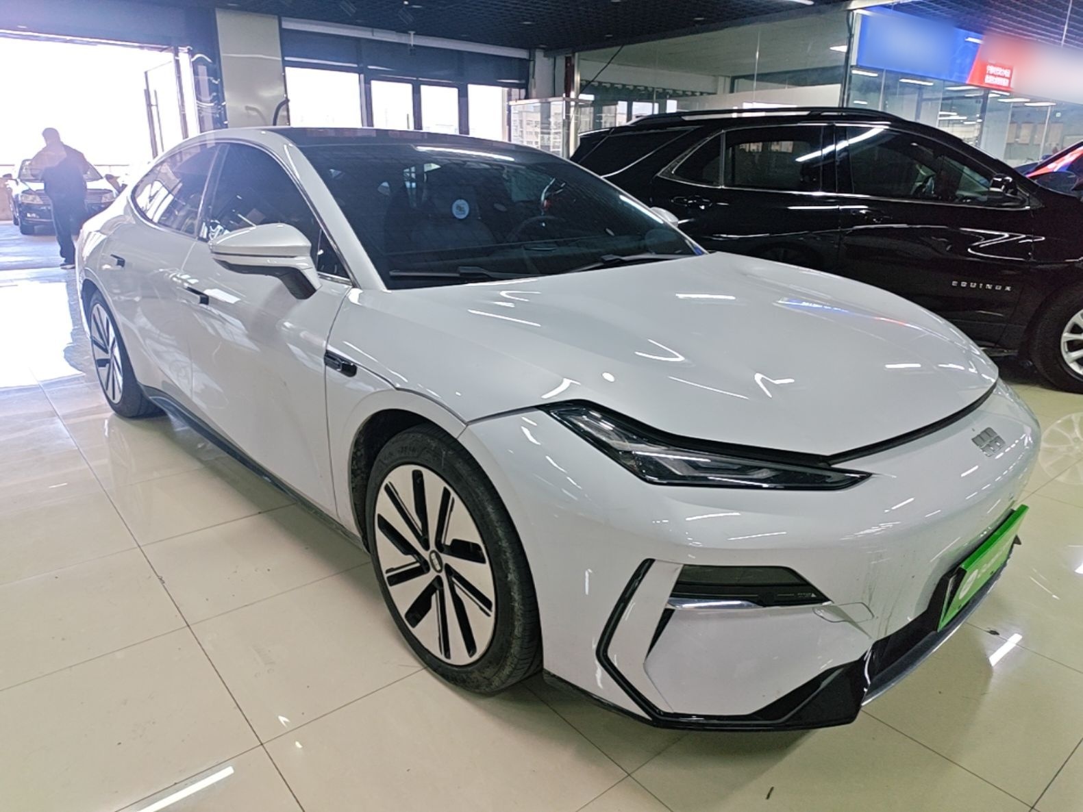 Geely Galaxy E8 2024 550 km Range Rear-Drive MAX — снимка 3