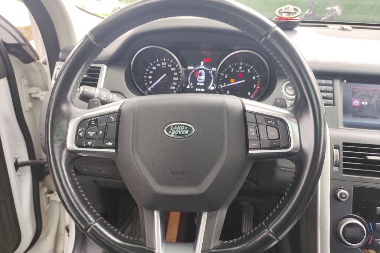 Used Land Rover Discovery Sport 2017 2.0T SE
