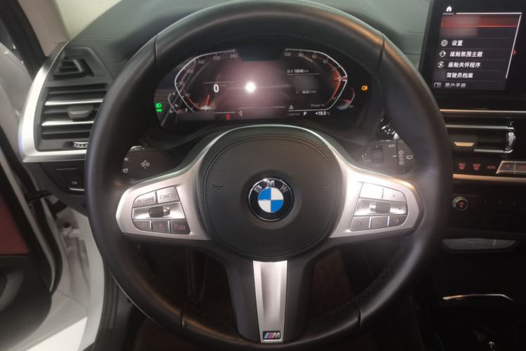 Used BMW X3 2023 xDrive25i M Sport Package Steering Wheel