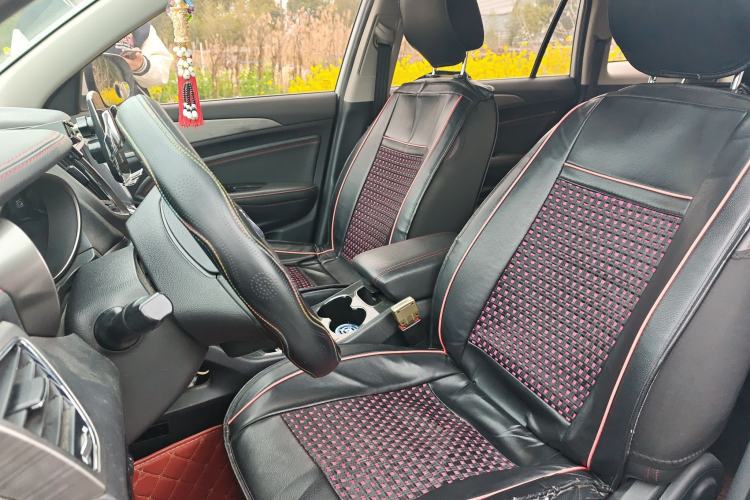 Used CHANGAN CS75 2017 Shangkui Edition 1.5T Manual Fengxiang Model
