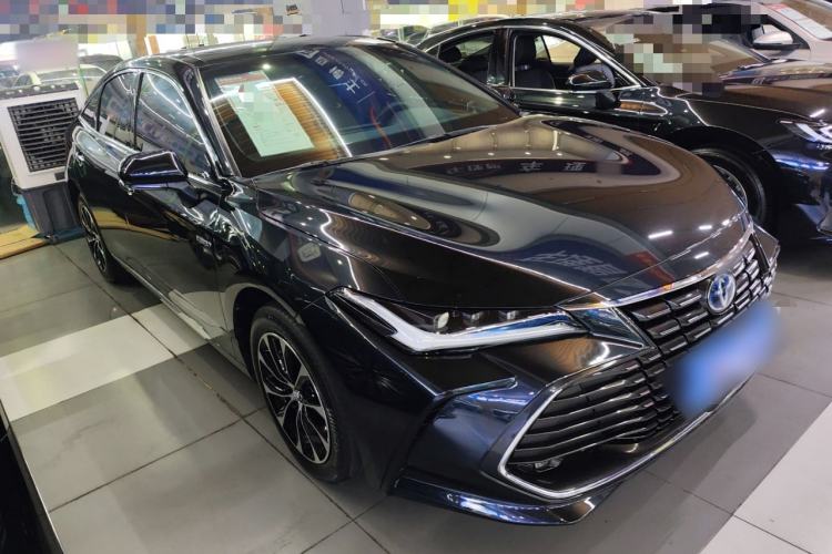 Used Toyota Avalon 2022 Dual-Engine 2.5L Luxury Edition Front Right 45 Deg