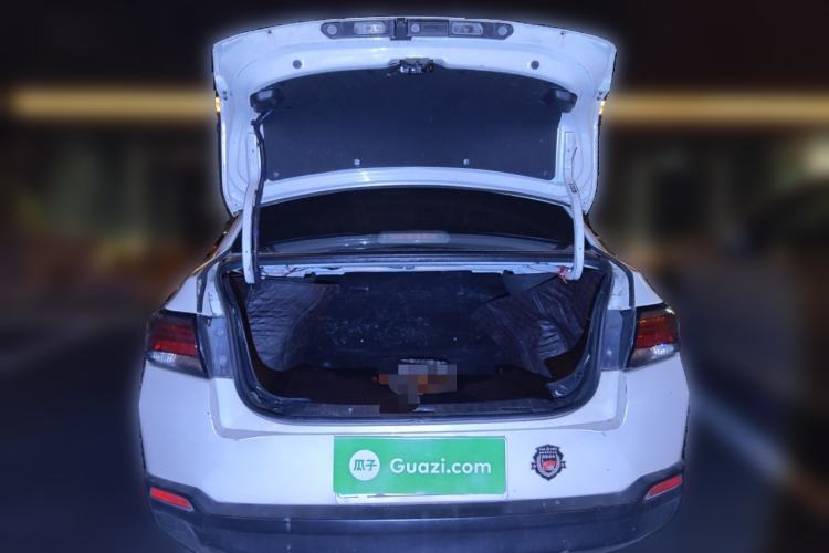 Used Venucia D60 2018 1.6L CVT Smart Connect Elite Edition