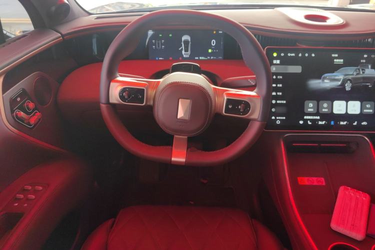 Used Avatr 11 2025 Year Updated Max Extended-Range Version Steering Wheel