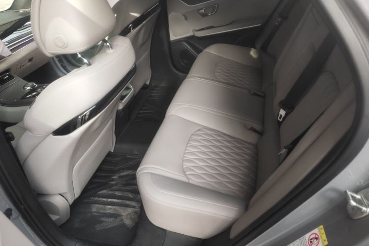 Used BYD Han 2025 DM-i Intelligent Driving Edition 125KM LiDAR Flagship Model Left Rear Seat