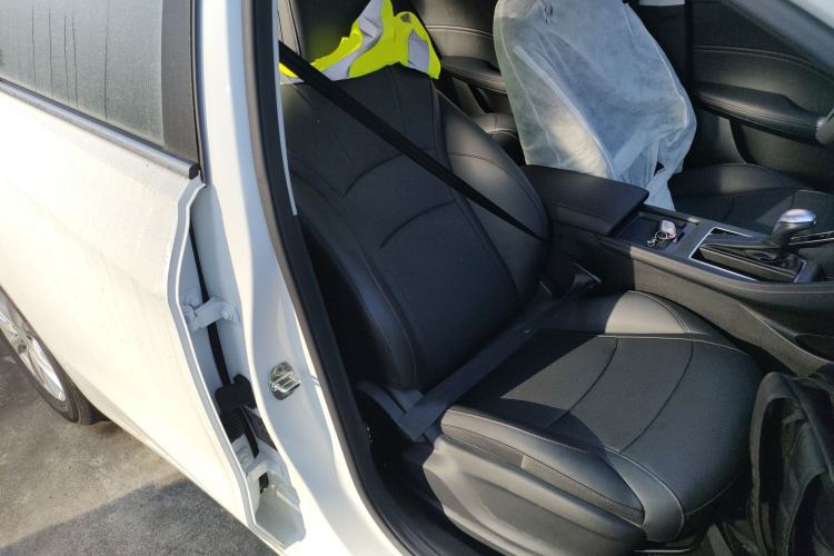 Used Roewe i5 2026 Model 1.5L CVT Luxury Version