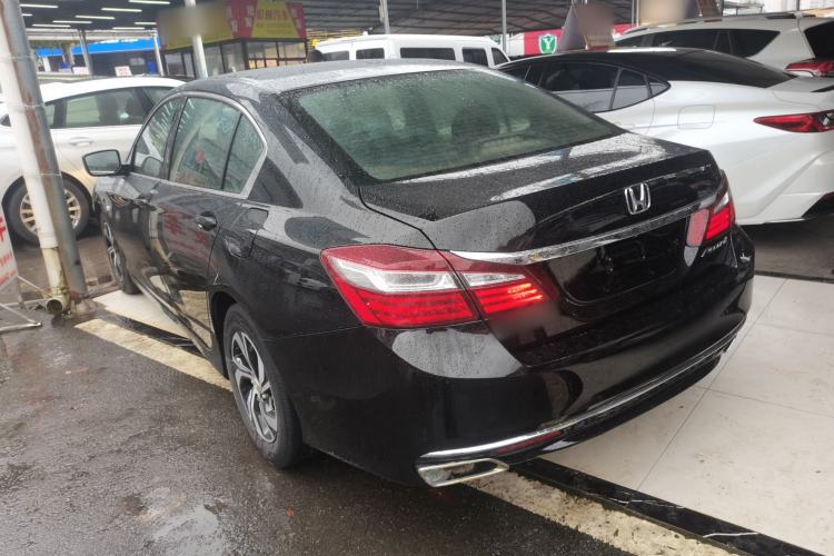Used Honda Accord 2016 2.0L Comfort Edition
