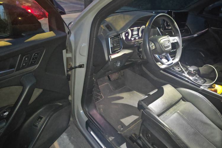 Used Audi Q5L Sportback 2022 40 TFSI Luxury Model Driver Seat