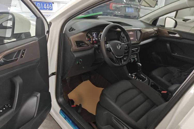 Used Volkswagen Tharu 2019 280TSI Two-Wheel Drive Luxury Version China VI Standard Driver Seat