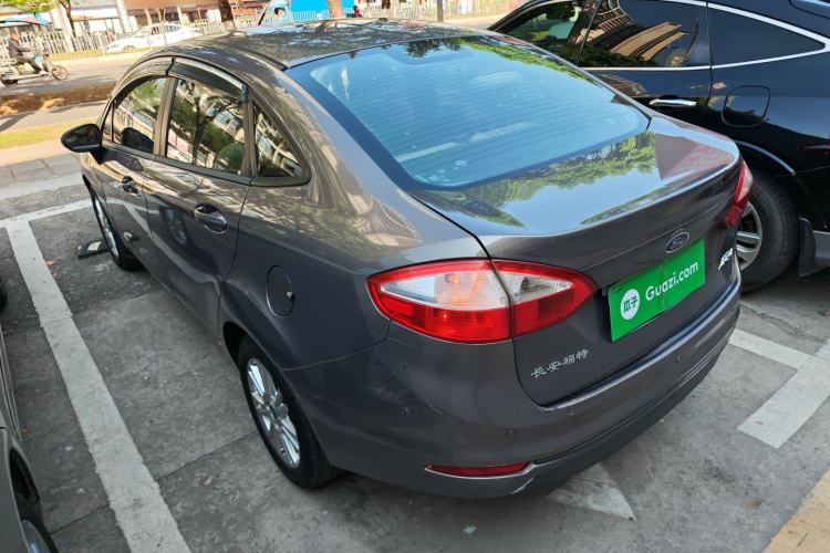 Used Ford Fiesta 2013 Sedan 1.5L Automatic Fashion Edition