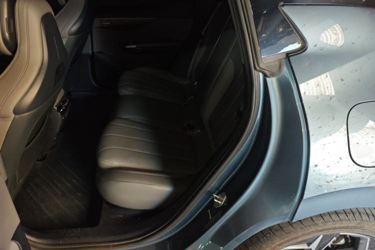 Used Lynk & Co 07 2024 EM-P 126 Long-Range Halo