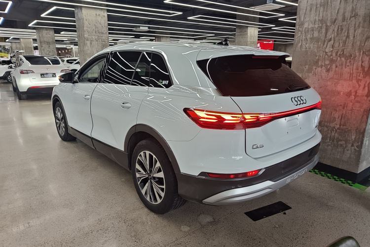 Used Audi Q5 e-tron 2023 40 e-tron Shining Edition Brocade Suit
