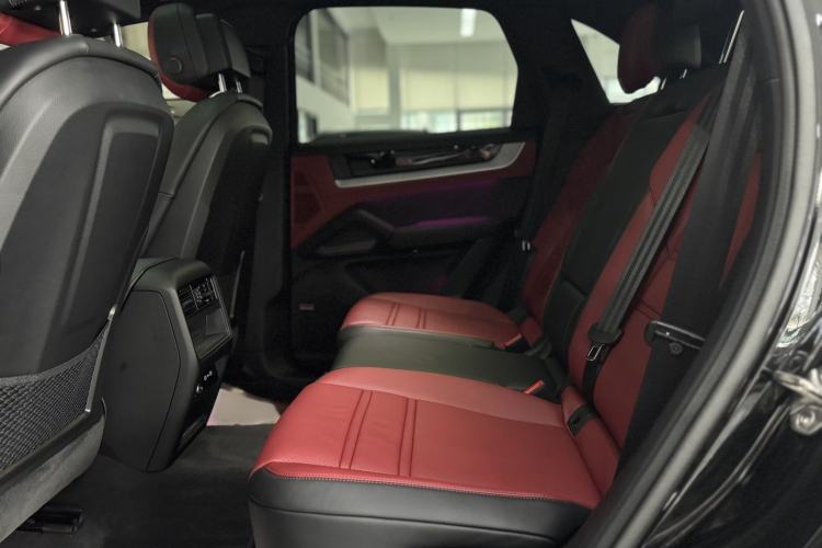 Used Porsche Cayenne 2025 Cayenne 3.0T Dream-Chasing Edition Interior 7
