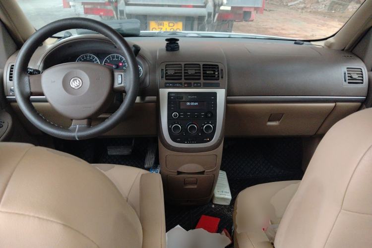 Used Buick GL8 2014 2.4L Comfort Edition Center Console