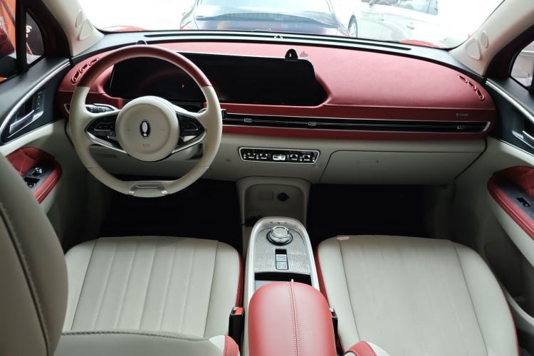 Used ORA Good Cat 2021 400km Standard Range Venus Edition Lithium Iron Phosphate Center Console